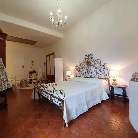 Casa Signora Claudia ベッド・アンド・ブレックファスト *
