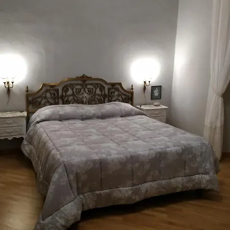 Casa Signora Claudia Bed & Breakfast Arezzo