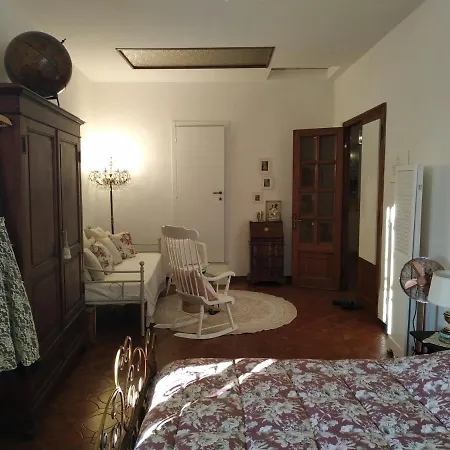 Casa Signora Claudia ベッド・アンド・ブレックファスト アレッツォ